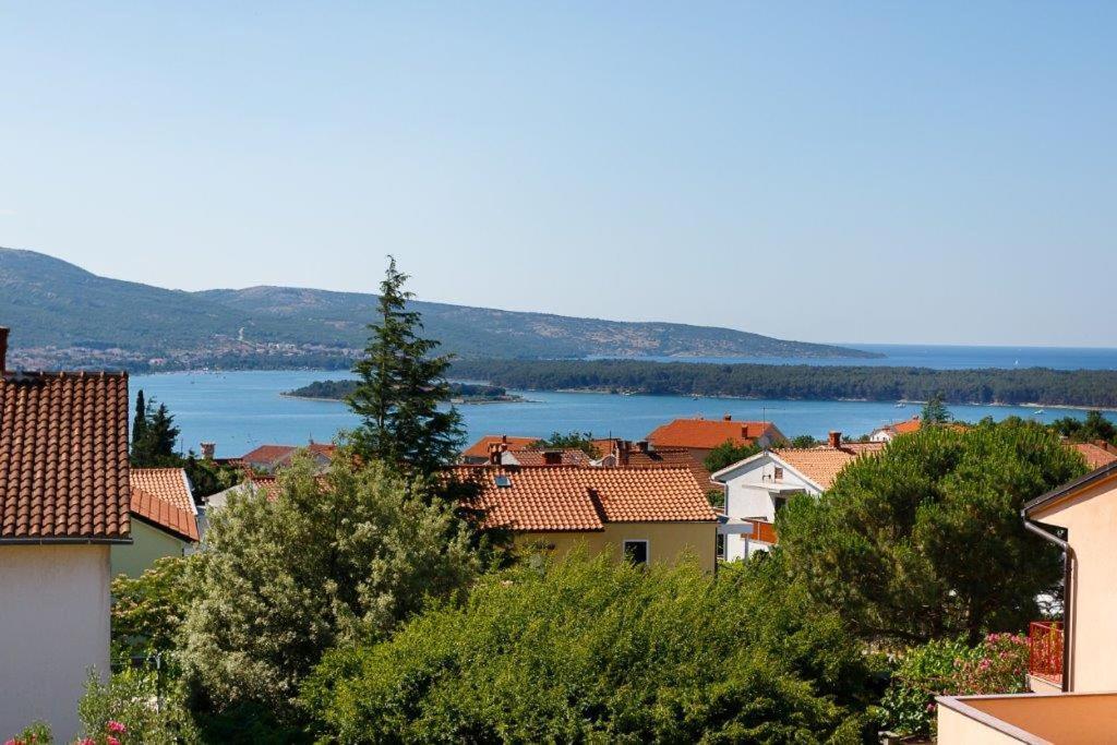Apartmani Braut Корнич Экстерьер фото